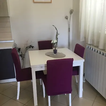 Tina Apartamento *